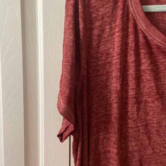 Torrid Relaxed Fit Tee Plus Size - Picture 4 of 5